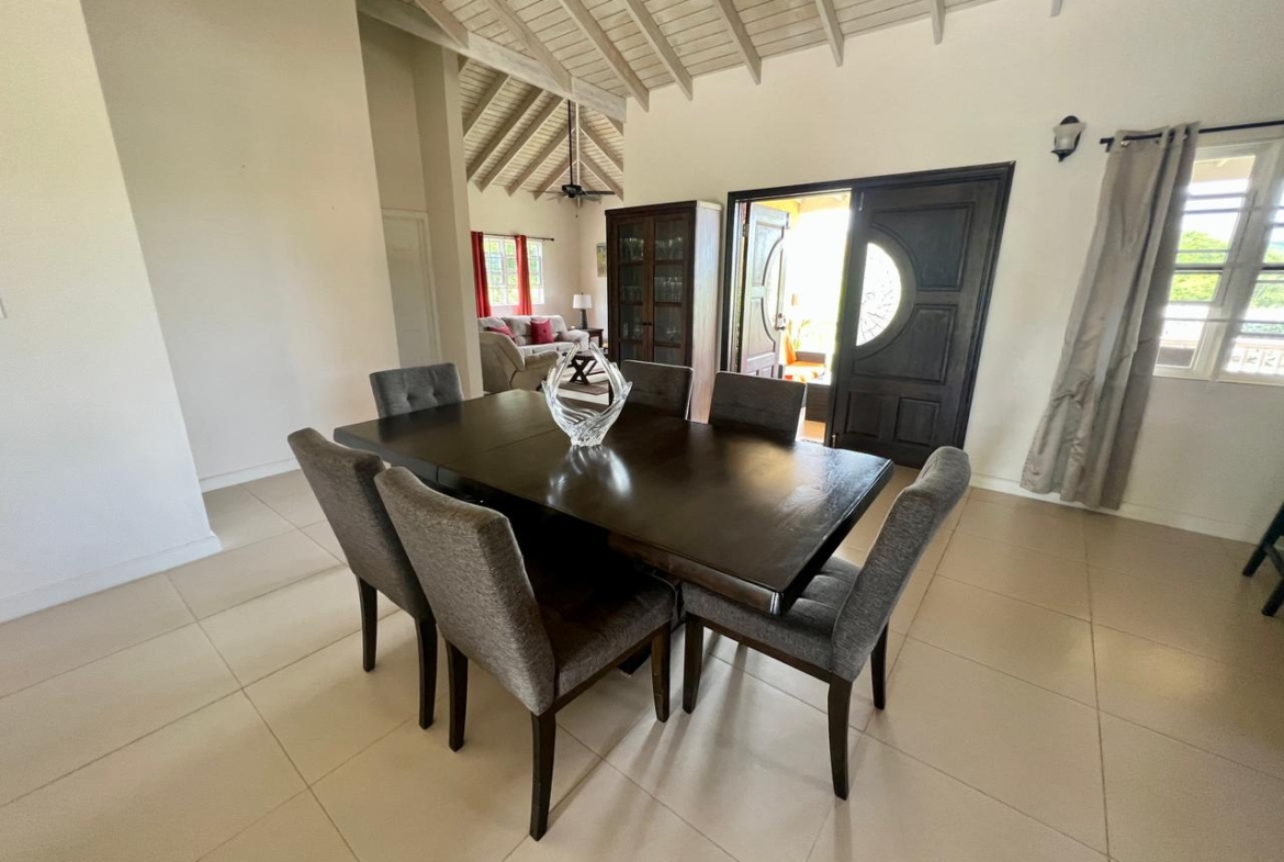 beautiful residential house for rent in Antigua