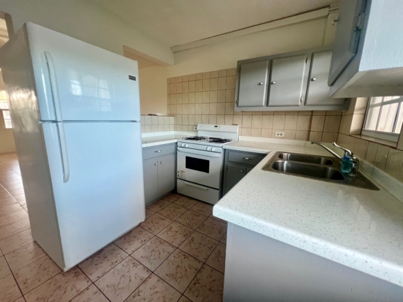 Blue Waters Apartment - Kitchen