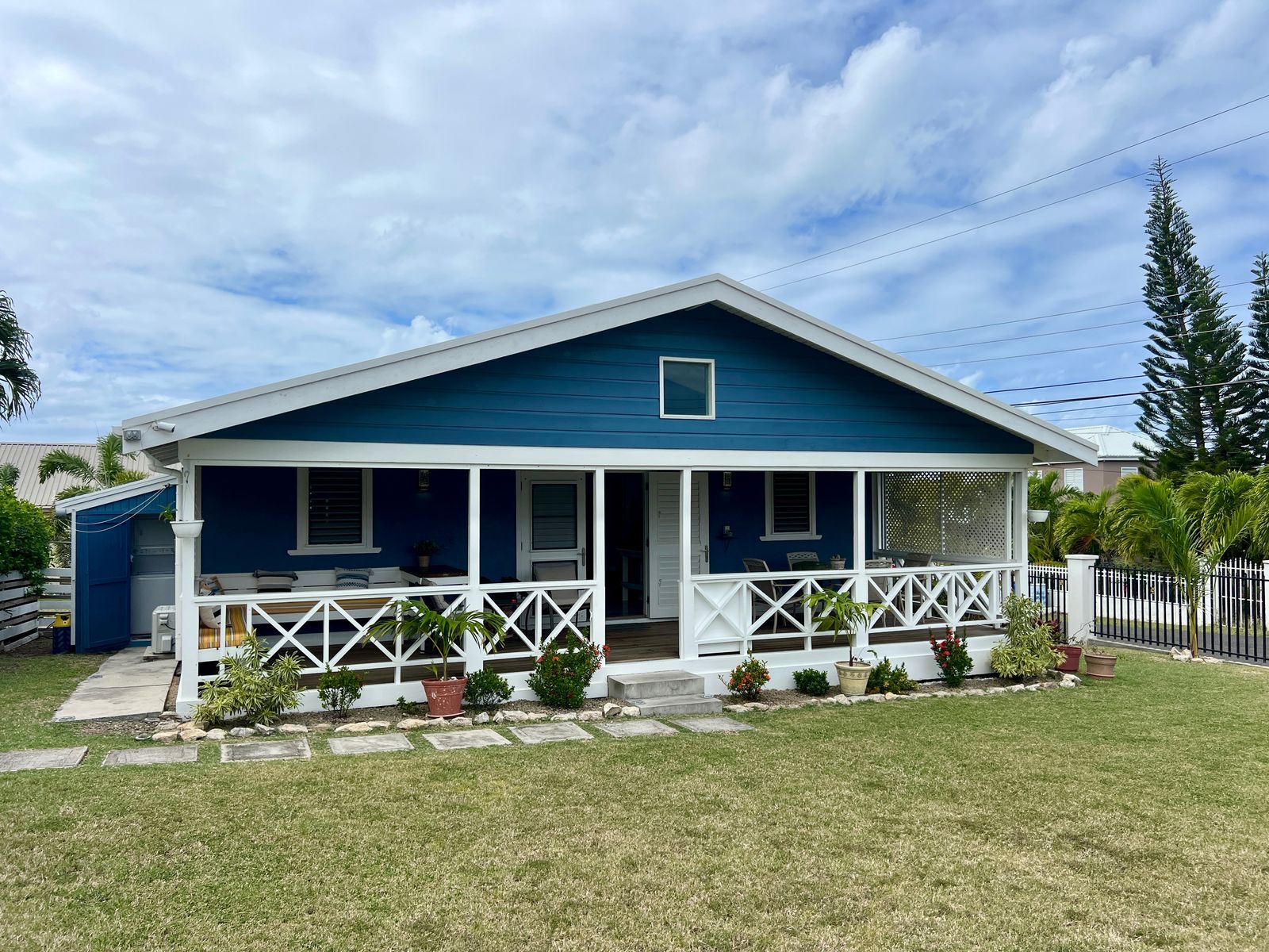 Royal Gardens Cottage