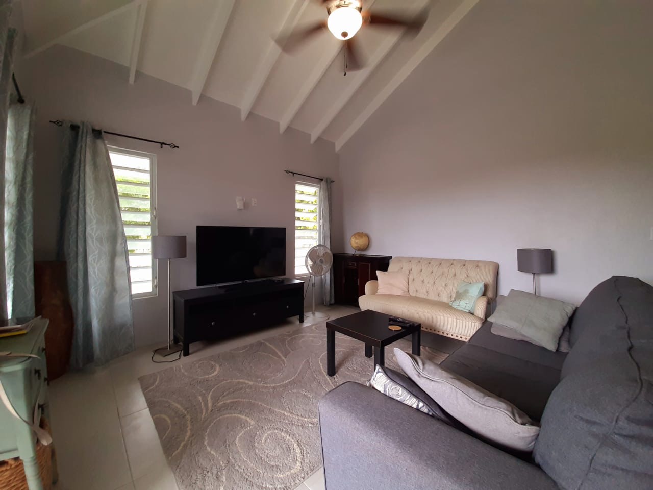 fully furnished 2BR/2BA cottage for Rent