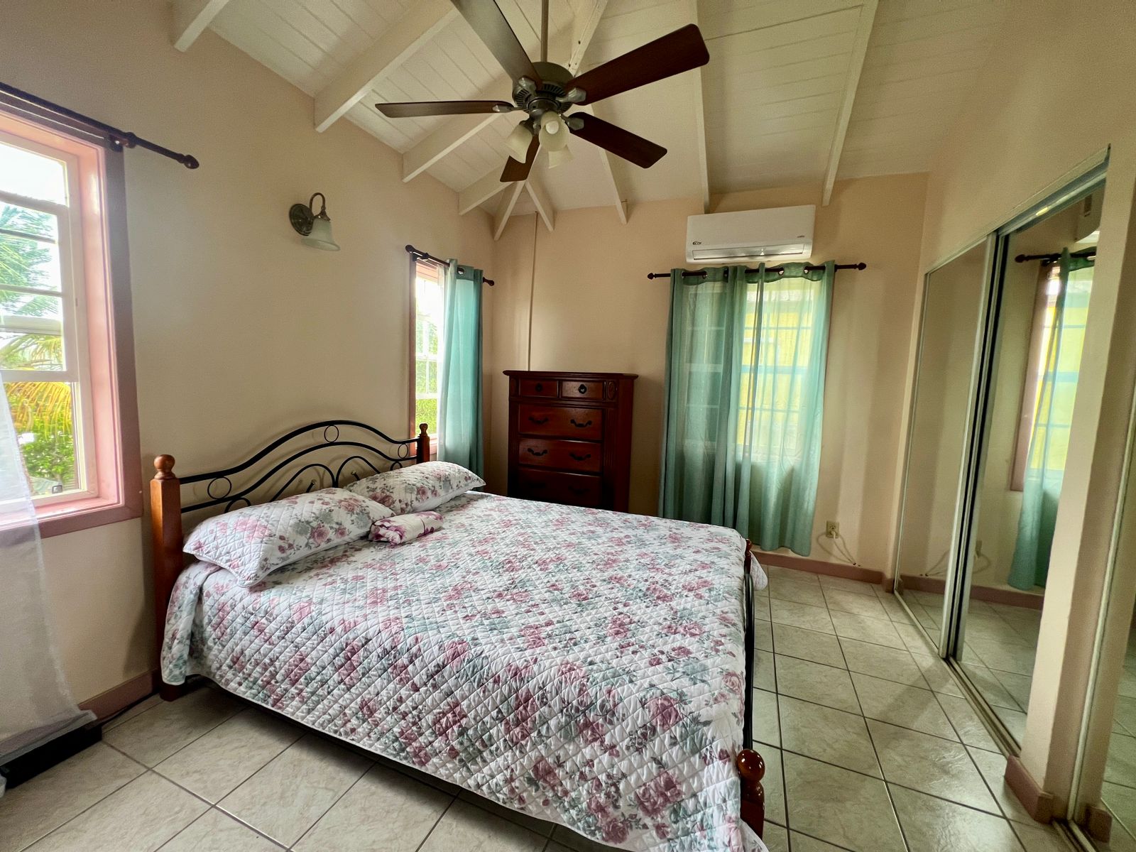 Bedroom with private balcony overlooking the harbour